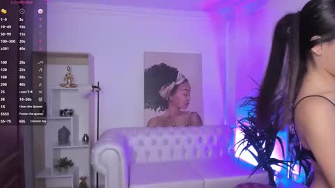 Alejandra online show from February 19, 2025, 6:21 pm