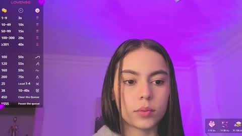 Alejandra online show from March 13, 2026, 11:28 am