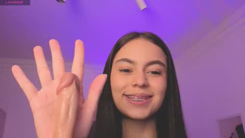 Alejandra online show from March 16, 2026, 11:36 am