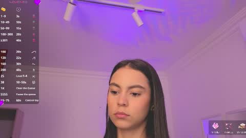 Snapshot of alejaa___ chatting on June 12, 2026, 11:31 am Alejandra online show from June 12, 2026, 11:31 am