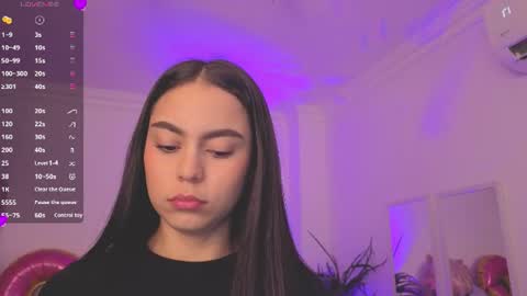 Alejandra online show from July 24, 2026, 11:08 am