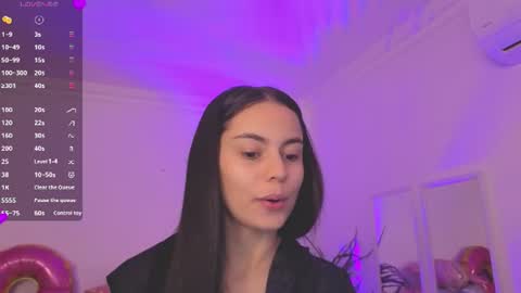 Alejandra online show from July 29, 2026, 11:19 am