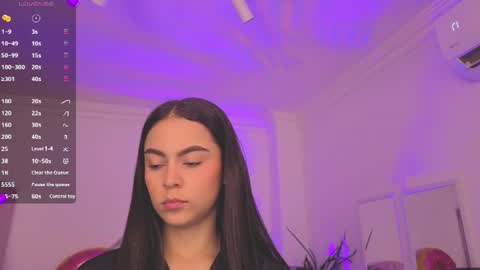 Alejandra online show from August 7, 2026, 11:23 am