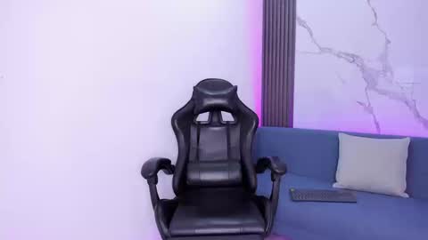 Snapshot of alejagarcia_ chatting on September 15, 2025, 9:04 pm CUTE ALEJA online show from September 15, 2025, 9:04 pm