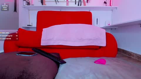 Alejandra online show from January 28, 2025, 6:28 pm