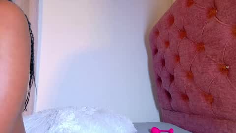 alejandra_dunn1 online show from May 15, 2026, 11:45 pm