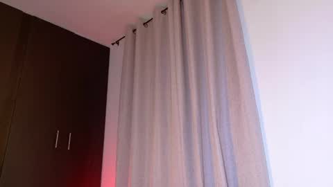 alejandra_dunn1 online show from May 20, 2026, 7:09 pm