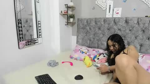 Snapshot of alejandra_evanss chatting on December 4, 2024, 2:53 am alejandra_evanss online show from December 4, 2024, 2:53 am