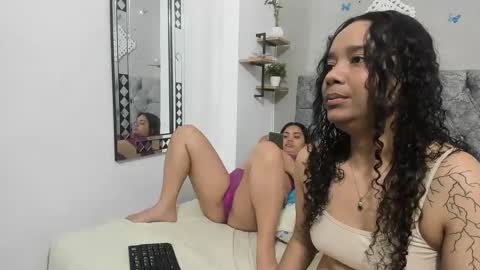 Snapshot of alejandra_evanss chatting on December 22, 2024, 5:56 am alejandra_evanss online show from December 22, 2024, 5:56 am