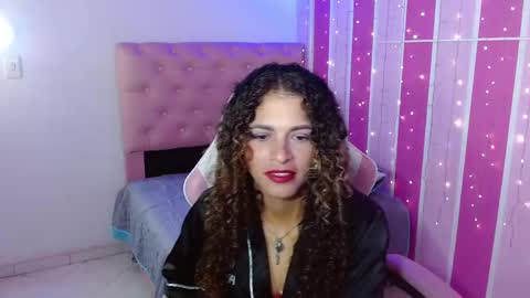 alejandra online show from October 2, 2025, 2:13 pm
