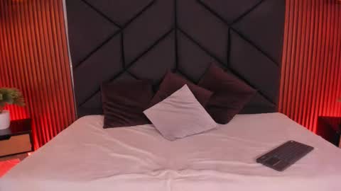 Aleja  online show from November 10, 2025, 8:52 pm