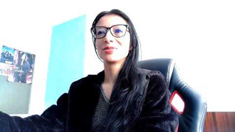 Snapshot of alejandracherry_ chatting on December 16, 2024, 8:09 am Alejandra online show from December 16, 2024, 8:09 am