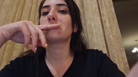 Snapshot of alejandradelaney chatting on January 1, 2025, 3:14 pm alejandradelaney online show from January 1, 2025, 3:14 pm