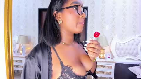 ALEJANDRA  online show from January 30, 2025, 7:50 am