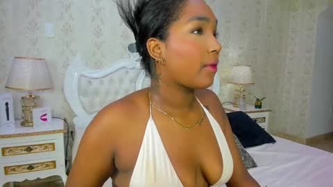 ALEJANDRA  online show from March 10, 2025, 5:11 am