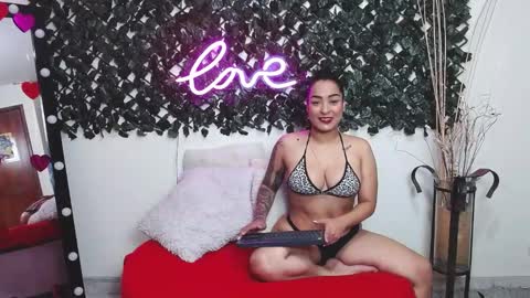 Aleja  online show from February 13, 2025, 7:42 pm