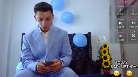 Alejo online show from October 16, 2025, 10:55 pm