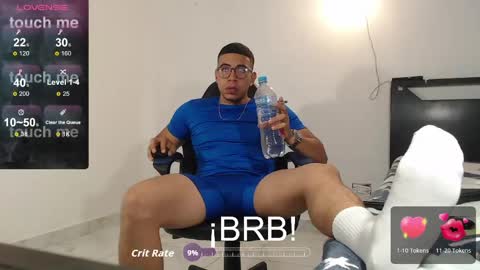 alejandrocock online show from May 8, 2026, 9:14 am