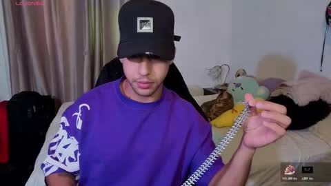 Snapshot of alejandrojf_00 chatting on October 25, 2025, 4:35 pm Daiki jack online show from October 25, 2025, 4:35 pm