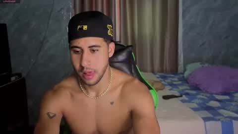 Snapshot of alejandrojf_00 chatting on April 29, 2026, 9:43 pm Daiki jack online show from April 29, 2026, 9:43 pm