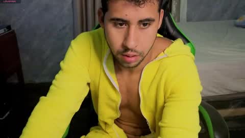 Snapshot of alejandrojf_00 chatting on May 4, 2026, 9:55 pm Daiki jack online show from May 4, 2026, 9:55 pm