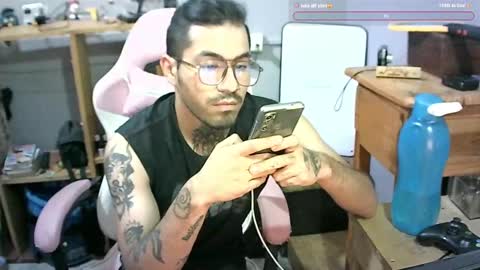 alejandropppzz online show from January 27, 2025, 12:54 am