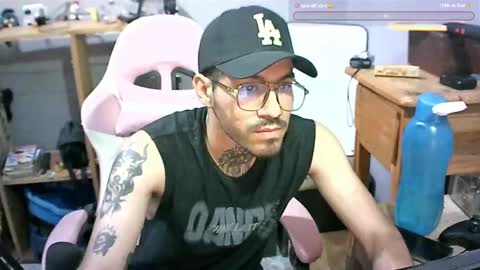 alejandropppzz online show from January 27, 2025, 5:36 am