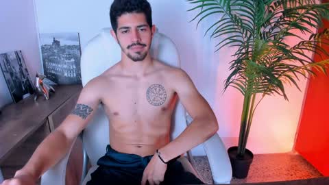 Alejo  online show from January 24, 2025, 8:22 pm