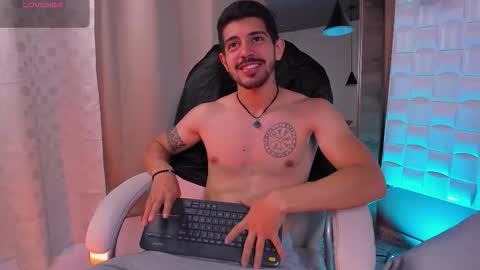 Alejo  online show from December 20, 2025, 9:00 pm