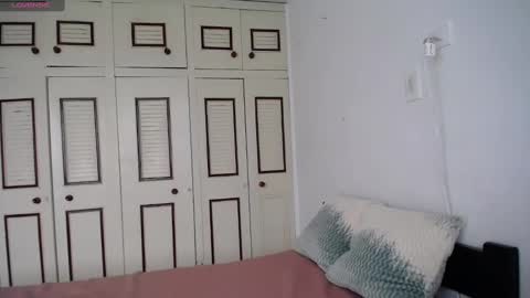 Snapshot of alejaxxxhot chatting on October 21, 2025, 3:46 pm alejaxxxhot online show from October 21, 2025, 3:46 pm