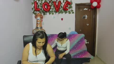 zoe and Kataleya online show from February 22, 2025, 12:51 pm