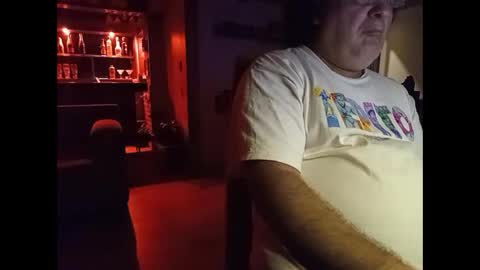 alejito16 online show from December 2, 2025, 4:07 am