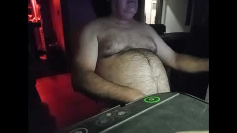 alejito16 online show from February 1, 2026, 5:39 am