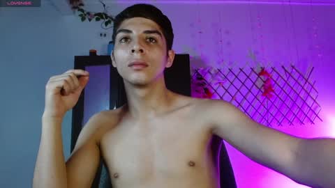 Alejo online show from December 4, 2024, 7:01 pm