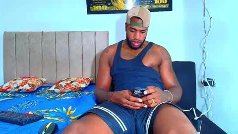 alejo_21cm online show from December 5, 2025, 2:14 pm