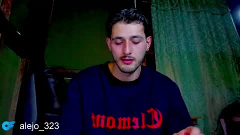 Snapshot of alejo_323__ chatting on May 27, 2026, 2:19 am alejo_323__ online show from May 27, 2026, 2:19 am