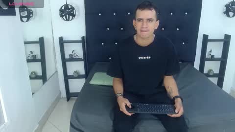 Snapshot of alejo_chavez chatting on September 9, 2025, 12:26 pm alejo chavez online show from September 9, 2025, 12:26 pm