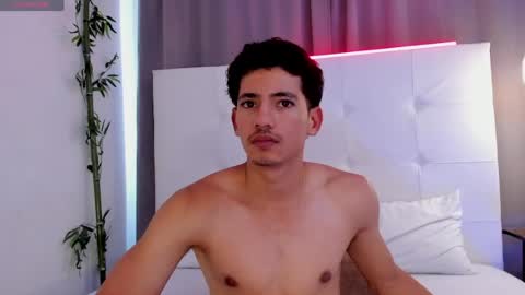 alejo_exotic online show from July 28, 2026, 6:20 pm