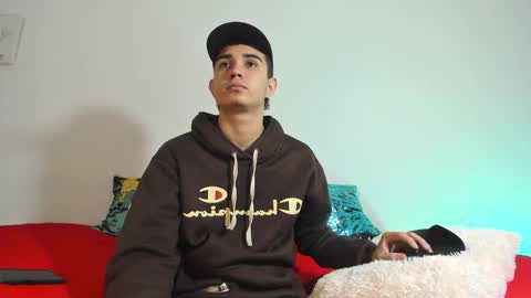 alejo_gray online show from September 20, 2025, 4:19 pm