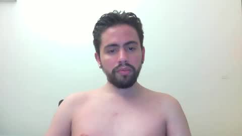 Snapshot of alejo_shy chatting on October 27, 2025, 2:15 am alejo_shy online show from October 27, 2025, 2:15 am