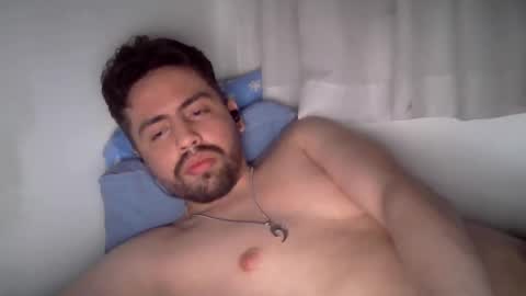 alejo_shy online show from November 16, 2025, 9:15 am