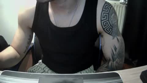 Snapshot of alejoduarte16 chatting on June 16, 2026, 8:22 pm alejoduarte16 online show from June 16, 2026, 8:22 pm