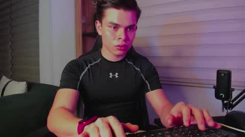 ONLYFANS Alejoo twink online show from February 20, 2026, 4:31 am