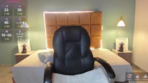 ALejoo Saenz online show from November 13, 2025, 2:43 am