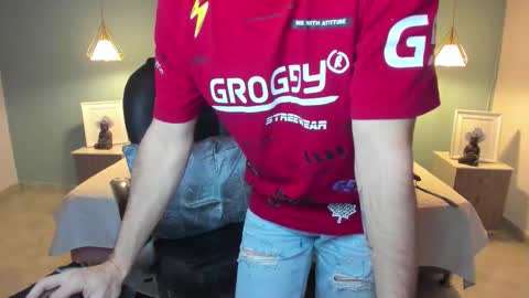 ALejoo Saenz online show from November 16, 2025, 3:01 am