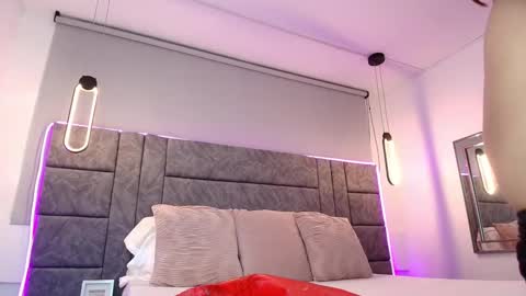 aleka_williams_ online show from September 25, 2025, 1:26 pm