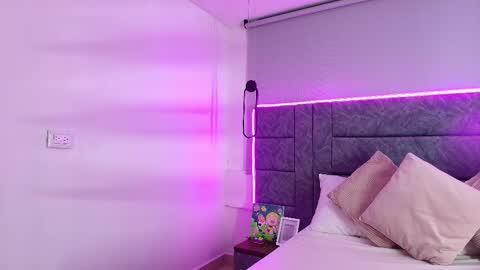 aleka_williams_ online show from October 21, 2025, 11:16 pm