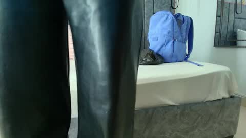 aleka_williams_ online show from November 17, 2025, 3:29 pm