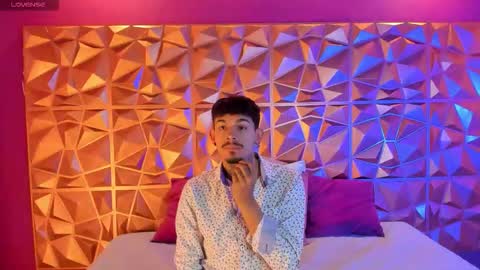 aleking13 online show from October 21, 2025, 12:06 pm