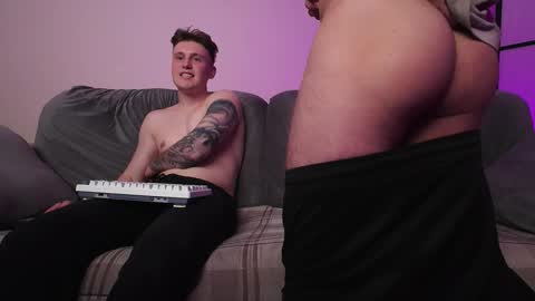 Alex and Linar online show from October 28, 2025, 1:20 am